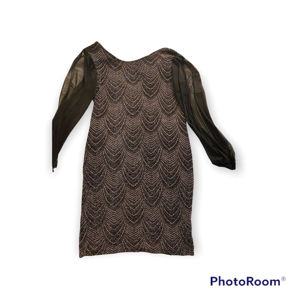 Dress with see-through sleeves and glitter graphic design